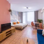 The Cozy Hub, Варна
