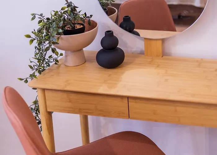 The Cozy Hub, וארנה