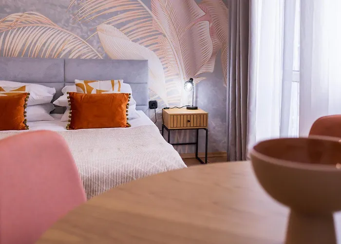 The Cozy Hub, * Varna